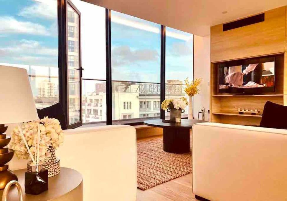 Large 3 Bed 3 Bathrooms Penthouse With Terrace And City Views In Londýn Exteriér fotografie