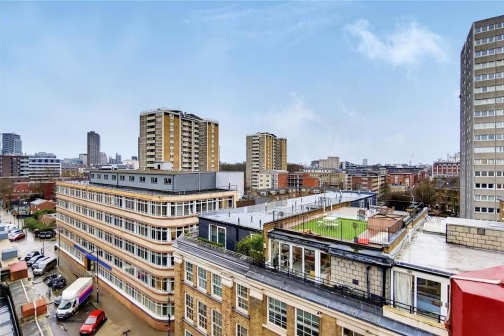 Large 3 Bed 3 Bathrooms Penthouse With Terrace And City Views In Londýn Exteriér fotografie